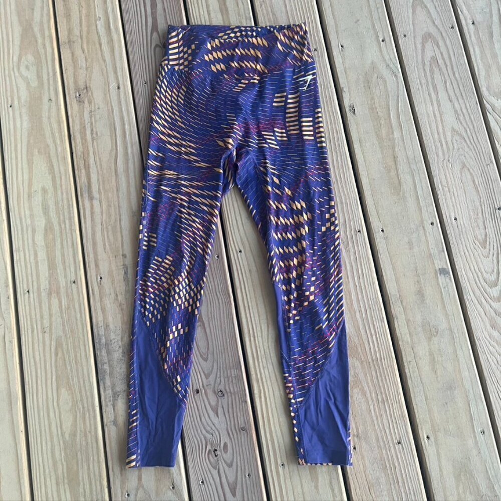** Gymshark geometric leggings Purple Yellow Orange Triangle Small - Picture 1 of 11